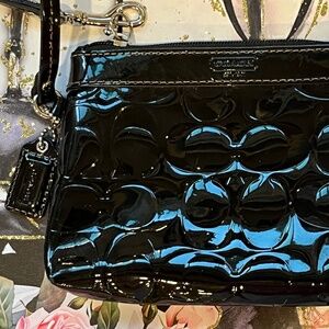 Coach Embossed C Patent Wallet Wristlet Black NWT